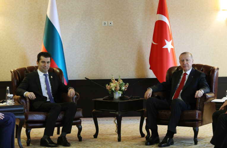 Засилваме икономическото сътрудничество с Турция