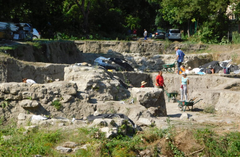 Продължават разкопките на Антична Бонония
