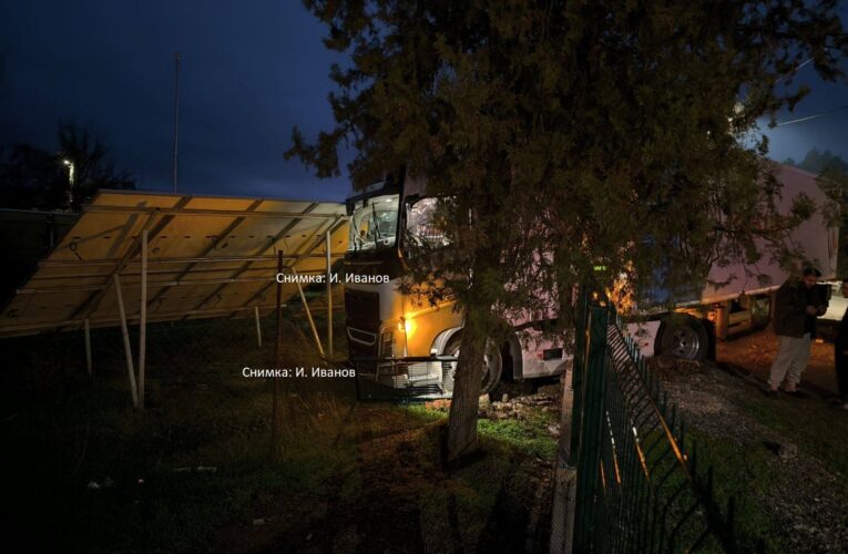 Поредна катастрофа с турски камион при Ружинци