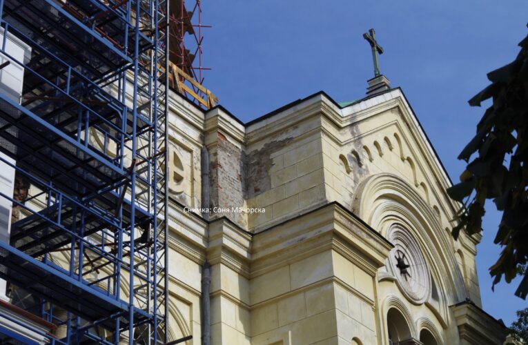 Каменни ли са стените на църквата „Св. Димитър“