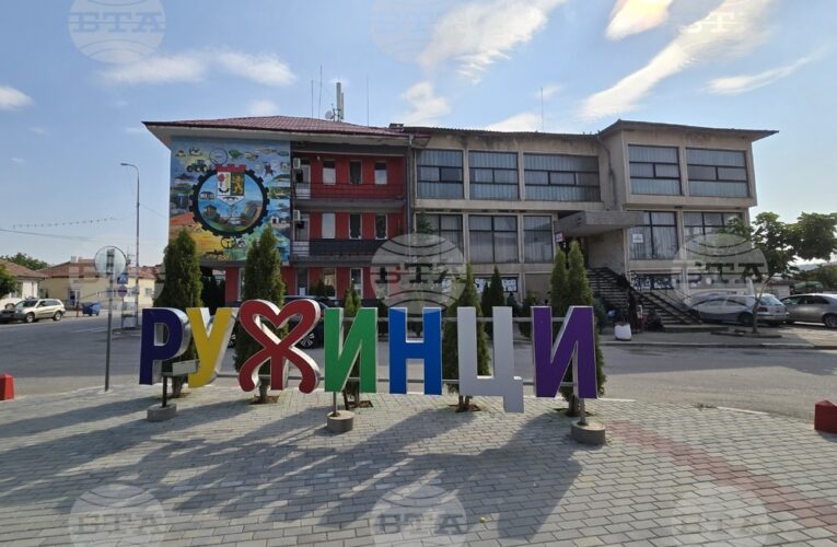 Младежи на работа в Ружинци, Бело поле и Дреновец