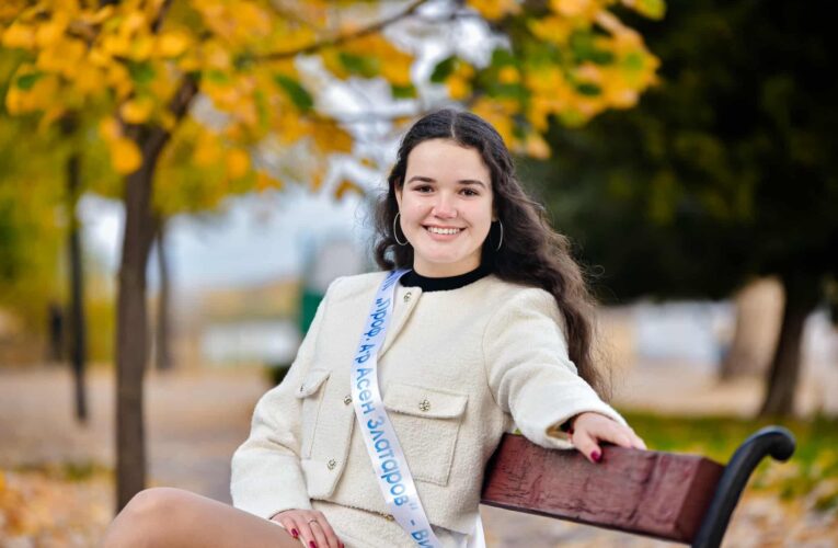 Пълен отличен за УНСС за абитуриентка от ПГ „Проф. д-р Асен Златаров“ – Видин
