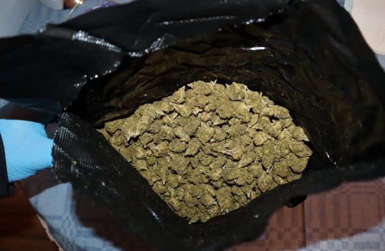 Задържан с килограм канабис във Видин