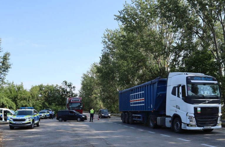 МВР погна нарушителите