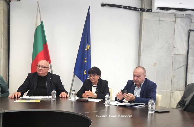 Кмет и заместници с отчет за свършеното и предстоящо