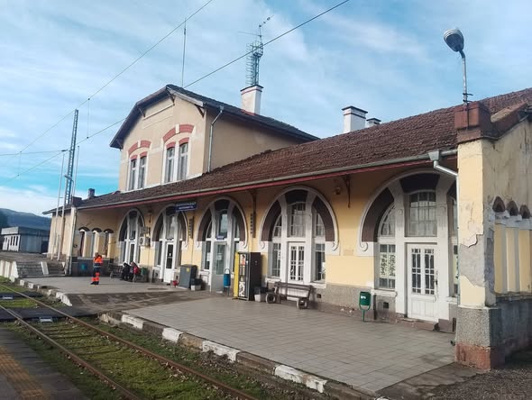 Преустановено е движението на влаковете в участъка Бойчиновци – Мърчево